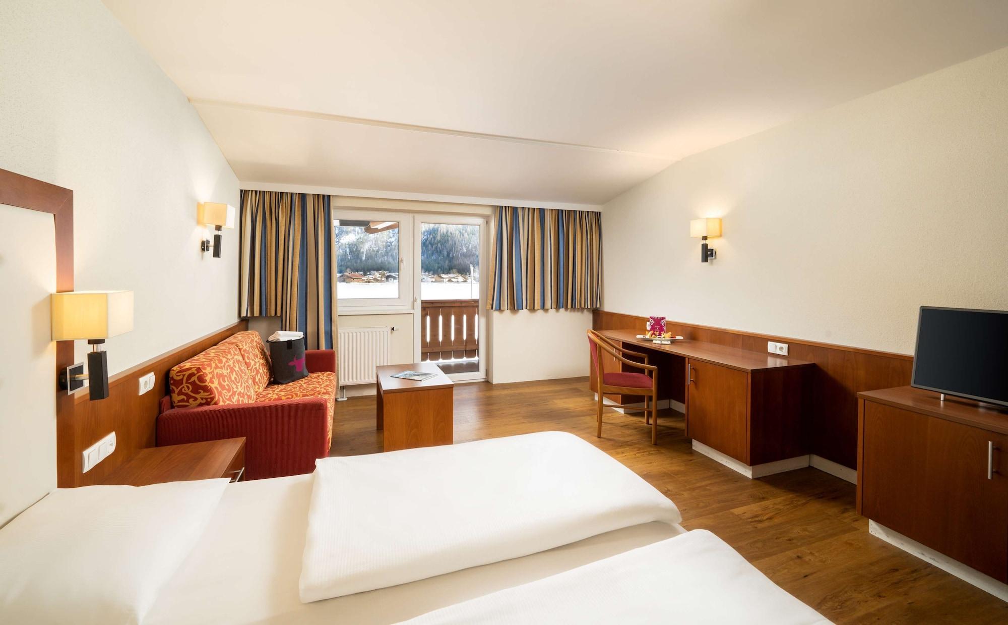 Elaya Hotel Steinplatte Ehemals Kuhotel By Rilano Waidring Exterior foto